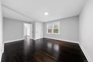 116 Meadowbrook Rd, Hempstead, NY 11550 - Photo 20