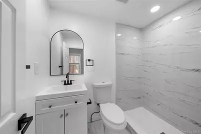 116 Meadowbrook Road, Hempstead, NY 11550 - Photo 14
