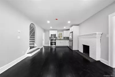 116 Meadowbrook Road, Hempstead, NY 11550 - Photo 8