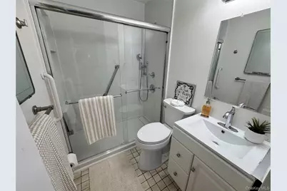 41 Mohawk Drive, North Babylon, NY 11703 - Photo 12