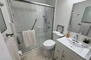 41 Mohawk Dr, North Babylon, NY 11703 - Photo 12