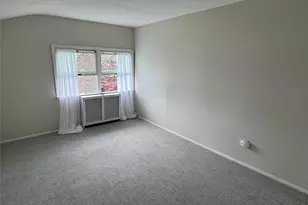 41 Mohawk Dr, North Babylon, NY 11703 - Photo 16