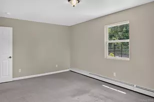 85 Schleigel Blvd, Farmingdale, NY 11735 - Photo 12