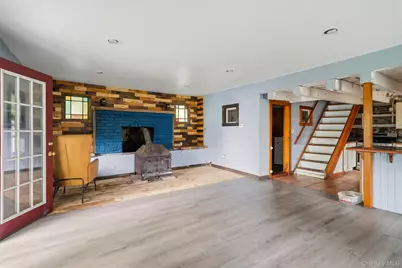 241 Meadow Avenue, Chester, NY 10918 - Photo 8
