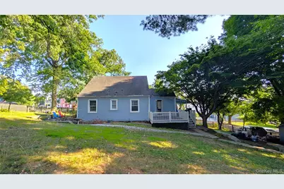 222 Gidney Avenue, Newburgh, NY 12550 - Photo 26