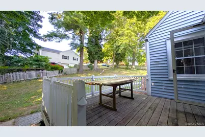 222 Gidney Avenue, Newburgh, NY 12550 - Photo 6