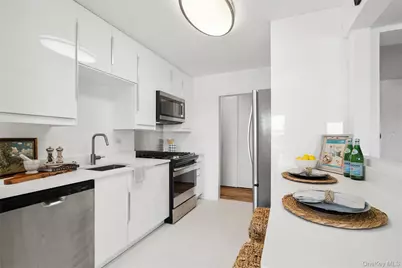 522 Shore Road #5P, Long Beach, NY 11561 - Photo 6