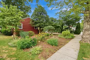 626 Mead Terrace, West Hempstead, NY 11550 - Photo 2