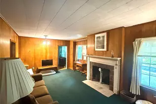29 White St, Highland, NY 12528 - Photo 6