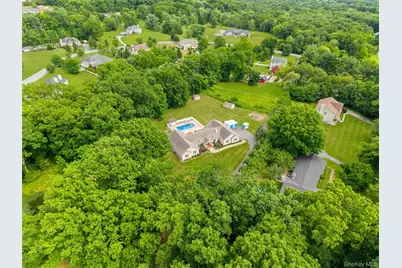 84 Pin Oak Drive, New Windsor, NY 12553 - Photo 40