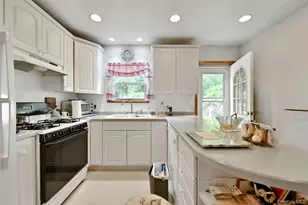 130 Hudson Ave, Haverstraw, NY 10927 - Photo 6