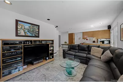 10 Arcadia Drive, Dix Hills, NY 11746 - Photo 12