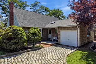10 Arcadia Dr, Dix Hills, NY 11746 - Photo 2