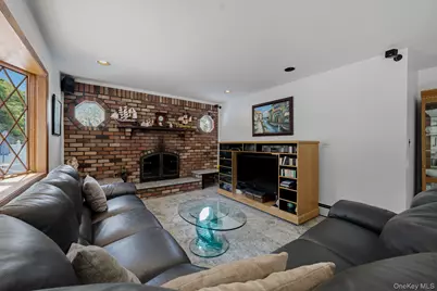 10 Arcadia Drive, Dix Hills, NY 11746 - Photo 10