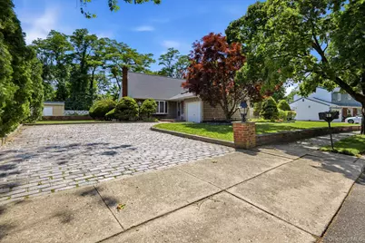 10 Arcadia Drive, Dix Hills, NY 11746 - Photo 44