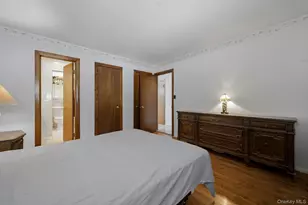 10 Arcadia Dr, Dix Hills, NY 11746 - Photo 16