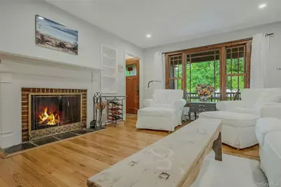 425 Maple Lane, Southold, NY 11971 - Photo 8
