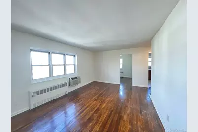 189 Drake Avenue #2C, New Rochelle, NY 10805 - Photo 1