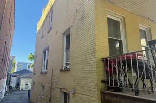646 E 230th St, Bronx, NY 10466 - Photo 4