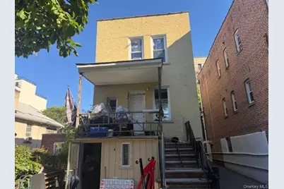 646 E 230th Street, Bronx, NY 10466 - Photo 2
