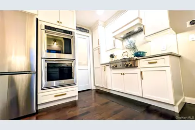 4 Harris Court, Commack, NY 11725 - Photo 4