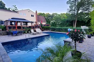 4 Harris Ct, Commack, NY 11725 - Photo 24