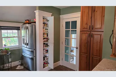 61 Highland Avenue, Patchogue, NY 11772 - Photo 10