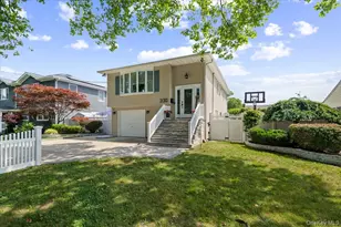330 Granada Pkwy, Lindenhurst, NY 11757 - Photo 2