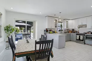 143 S Montgomery St, Valley Stream, NY 11580 - Photo 10
