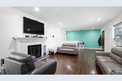143 S Montgomery St, Valley Stream, NY 11580 - Photo 8