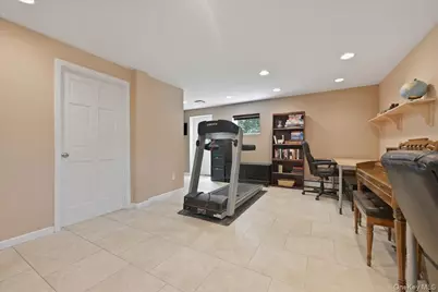1279 Paul Street, Seaford, NY 11783 - Photo 18