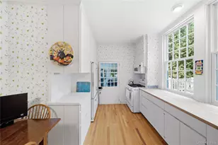 2-55 Manor Rd, Douglaston, NY 11363 - Photo 10