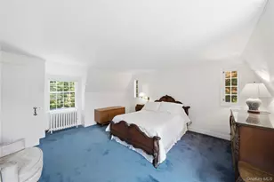 2-55 Manor Rd, Douglaston, NY 11363 - Photo 18