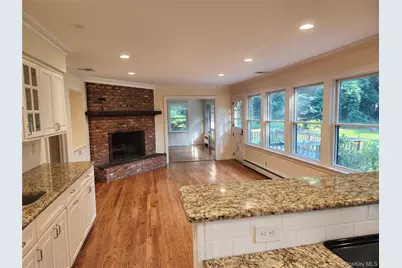 11 Smith Lane, Saint James, NY 11780 - Photo 12