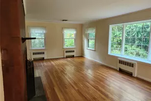 11 Smith Ln, Saint James, NY 11780 - Photo 14
