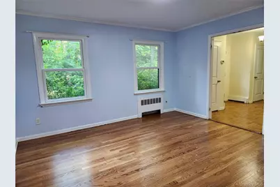 11 Smith Lane, Saint James, NY 11780 - Photo 4