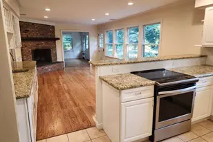 11 Smith Ln, Saint James, NY 11780 - Photo 8