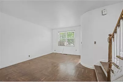138 Van Cortlandt Park S, Bronx, NY 10463 - Photo 10