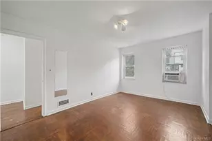 138 Van Cortlandt Park S, Bronx, NY 10463 - Photo 22