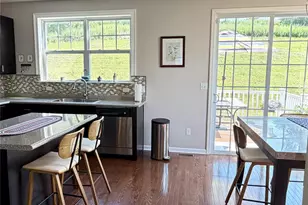 2012 Hawthorn Way, New Windsor, NY 12553 - Photo 8
