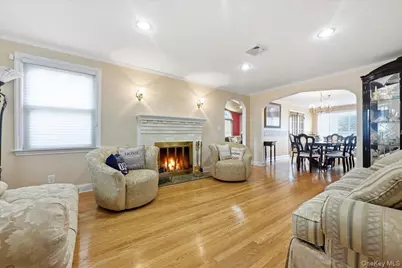 2785 Harvey Avenue, Oceanside, NY 11572 - Photo 6