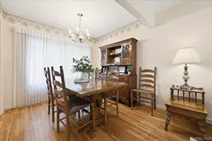144 Hughes Pl, Albertson, NY 11507 - Photo 6