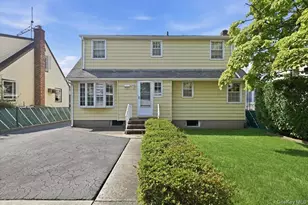 144 Hughes Pl, Albertson, NY 11507 - Photo 28