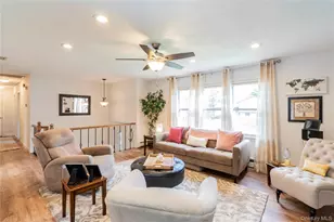 4 Tanglewood Ln, Poughkeepsie, NY 12603 - Photo 4