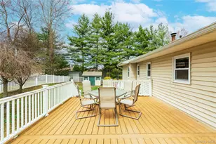 4 Tanglewood Ln, Poughkeepsie, NY 12603 - Photo 18