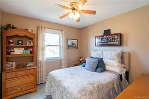 4 Tanglewood Ln, Poughkeepsie, NY 12603 - Photo 12
