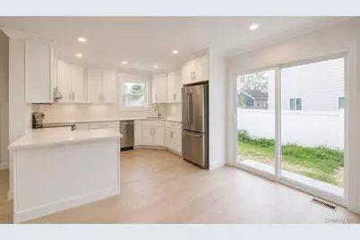 1316 R Street, Elmont, NY 11003 - Photo 4