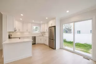 1316 R St, Elmont, NY 11003 - Photo 4