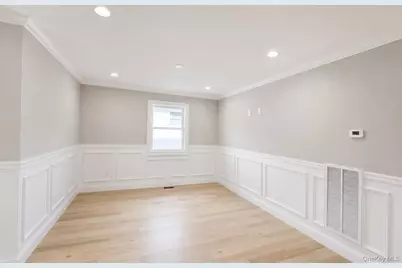 1316 R Street, Elmont, NY 11003 - Photo 6
