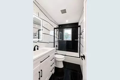 1320 R Street, Elmont, NY 11003 - Photo 22
